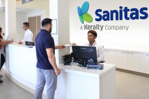 Sanitas Health Care Desk