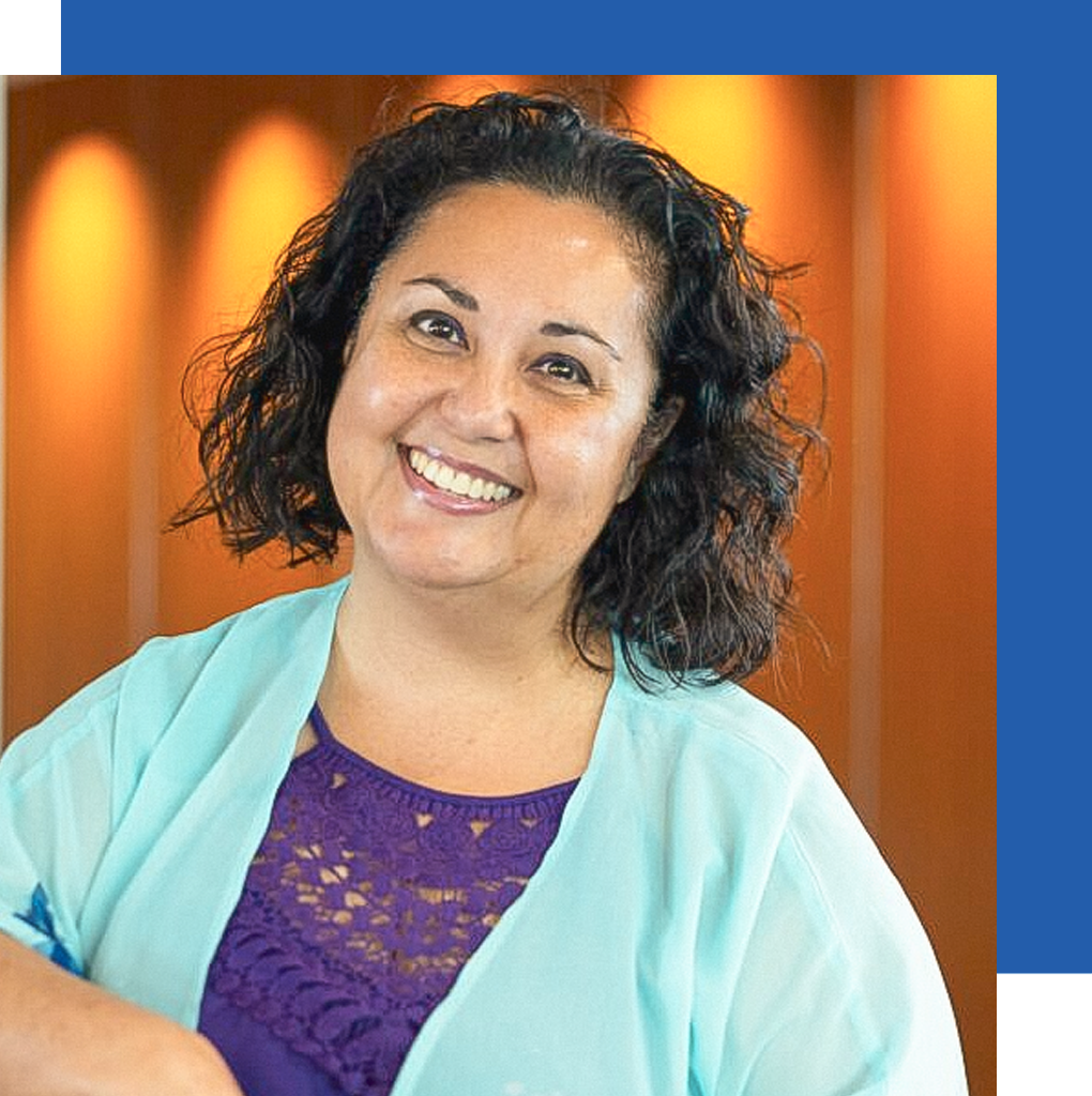 Headshot of Carolyn smiling